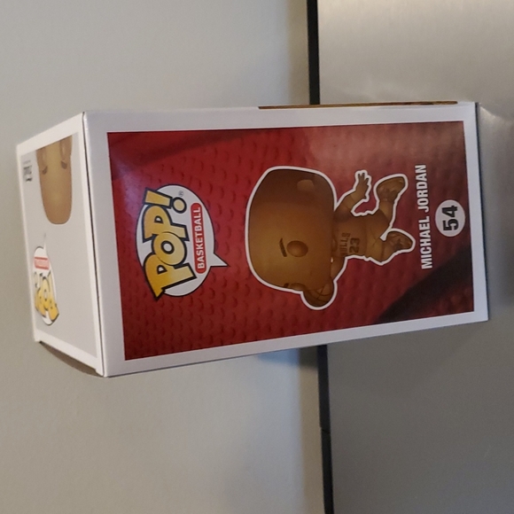 NBA Michael Jordan BRONZE #54 Funko Pop - Special Edition - Picture 4 of 7